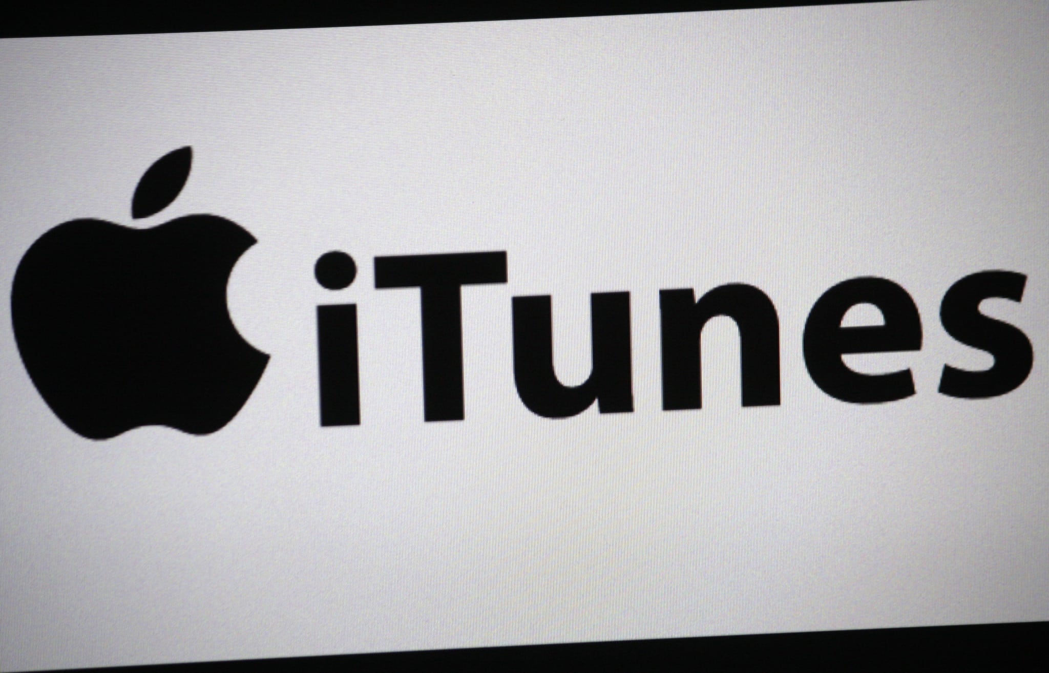 Mzstore itunes apple. ITUNES. Younes. Apple Music логотип. Эппл айтюнс.